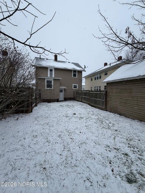 Tiny photo for 4121 Kingsbury Avenue, Toledo, OH 43612 (MLS # 10003151)