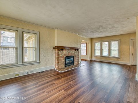 Tiny photo for 1819 Shenandoah Road, Toledo, OH 43607 (MLS # 10002403)