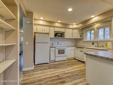 Tiny photo for 1819 Shenandoah Road, Toledo, OH 43607 (MLS # 10002403)