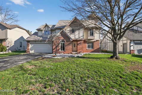 Photo of 7028 Shooters Hill Road, Toledo, OH 43617 (MLS # 10006148)