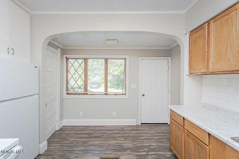 Tiny photo for 2639 Scottwood Avenue, Toledo, OH 43610 (MLS # 10005783)