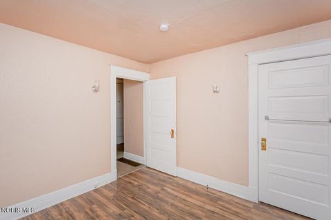 Tiny photo for 2639 Scottwood Avenue, Toledo, OH 43610 (MLS # 10005783)