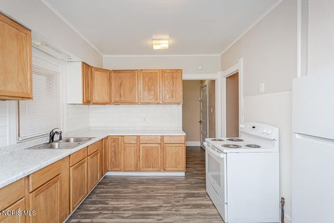 Tiny photo for 2639 Scottwood Avenue, Toledo, OH 43610 (MLS # 10005783)