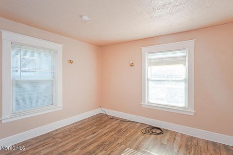 Tiny photo for 2639 Scottwood Avenue, Toledo, OH 43610 (MLS # 10005783)