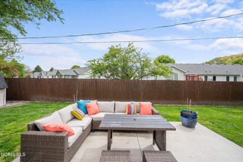 Tiny photo for 4339 Pacquin Lane, Toledo, OH 43614 (MLS # 10007421)