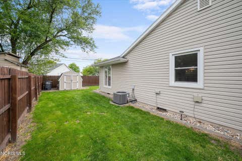 Tiny photo for 4339 Pacquin Lane, Toledo, OH 43614 (MLS # 10007421)