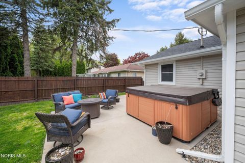 Tiny photo for 4339 Pacquin Lane, Toledo, OH 43614 (MLS # 10007421)