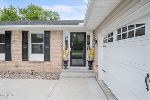 Tiny photo for 4339 Pacquin Lane, Toledo, OH 43614 (MLS # 10007421)