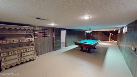 Tiny photo for 2020 Elm Drive, Fremont, OH 43420 (MLS # 10000535)