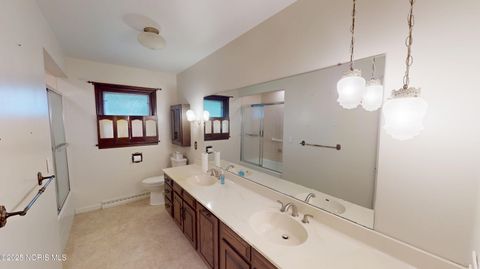 Tiny photo for 2020 Elm Drive, Fremont, OH 43420 (MLS # 10000535)