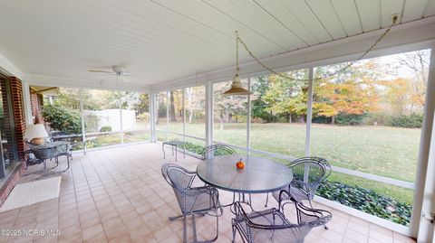 Tiny photo for 2020 Elm Drive, Fremont, OH 43420 (MLS # 10000535)