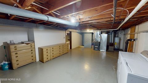 Tiny photo for 2020 Elm Drive, Fremont, OH 43420 (MLS # 10000535)