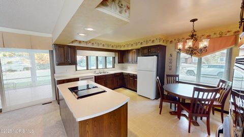 Tiny photo for 2020 Elm Drive, Fremont, OH 43420 (MLS # 10000535)