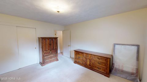 Tiny photo for 2020 Elm Drive, Fremont, OH 43420 (MLS # 10000535)