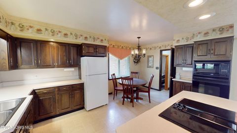 Tiny photo for 2020 Elm Drive, Fremont, OH 43420 (MLS # 10000535)