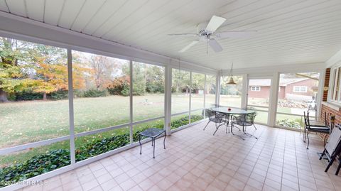 Tiny photo for 2020 Elm Drive, Fremont, OH 43420 (MLS # 10000535)