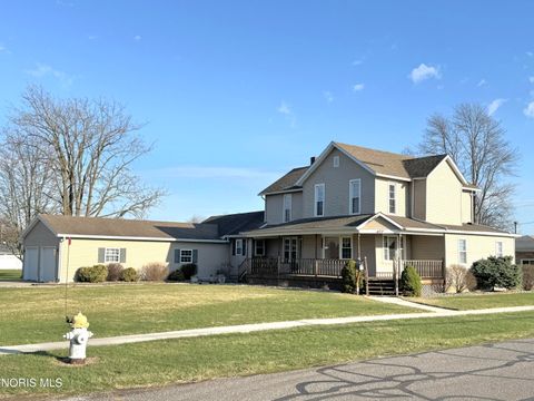 Photo of 407 S Stearns Avenue, Deshler, OH 43516 (MLS # 10005346)