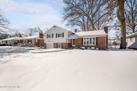 Tiny photo for 4545 Harbord Drive, Toledo, OH 43623 (MLS # 10003485)