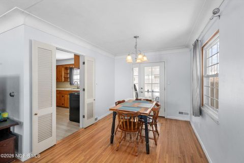 Tiny photo for 4545 Harbord Drive, Toledo, OH 43623 (MLS # 10003485)