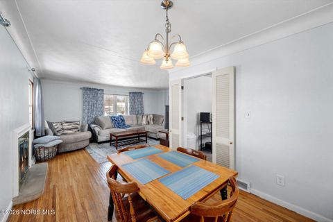 Tiny photo for 4545 Harbord Drive, Toledo, OH 43623 (MLS # 10003485)