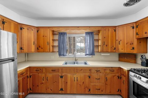 Tiny photo for 4545 Harbord Drive, Toledo, OH 43623 (MLS # 10003485)