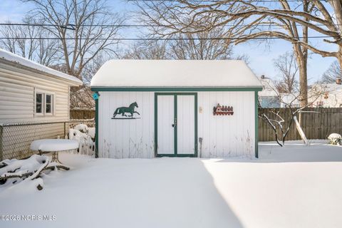 Tiny photo for 4545 Harbord Drive, Toledo, OH 43623 (MLS # 10003485)