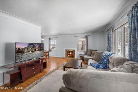 Tiny photo for 4545 Harbord Drive, Toledo, OH 43623 (MLS # 10003485)