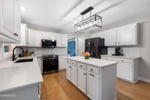 Tiny photo for 8248 Hidden Forest Drive, Holland, OH 43528 (MLS # 10012501)