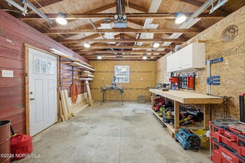 Tiny photo for 622 Walnut Street, Fostoria, OH 44830 (MLS # 10003778)