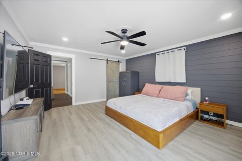 Tiny photo for 622 Walnut Street, Fostoria, OH 44830 (MLS # 10003778)