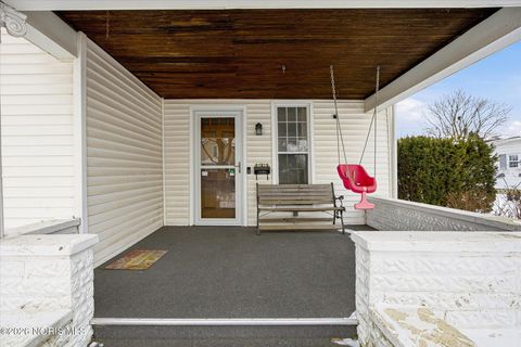 Tiny photo for 622 Walnut Street, Fostoria, OH 44830 (MLS # 10003778)