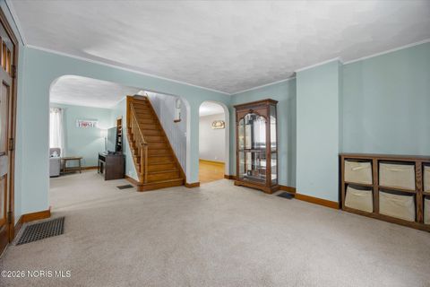 Tiny photo for 622 Walnut Street, Fostoria, OH 44830 (MLS # 10003778)