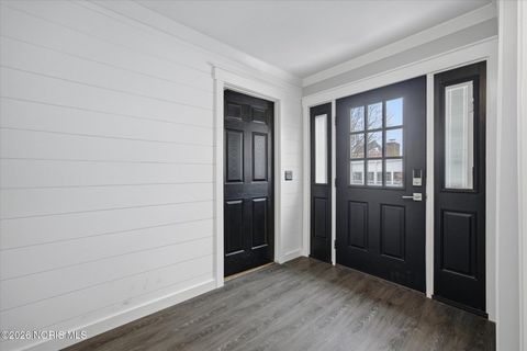 Tiny photo for 622 Walnut Street, Fostoria, OH 44830 (MLS # 10003778)