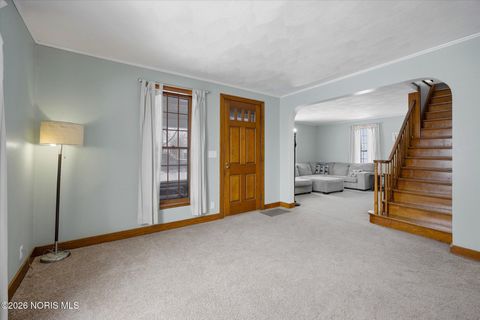 Tiny photo for 622 Walnut Street, Fostoria, OH 44830 (MLS # 10003778)