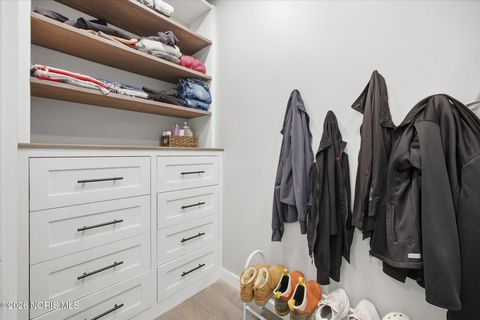 Tiny photo for 622 Walnut Street, Fostoria, OH 44830 (MLS # 10003778)