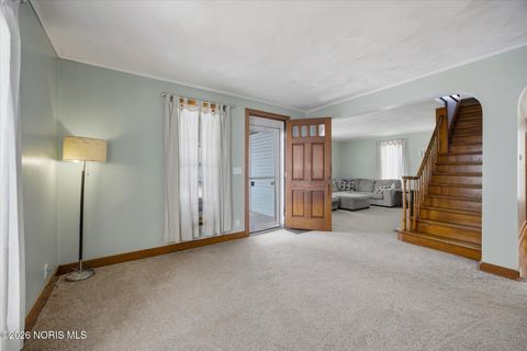 Tiny photo for 622 Walnut Street, Fostoria, OH 44830 (MLS # 10003778)