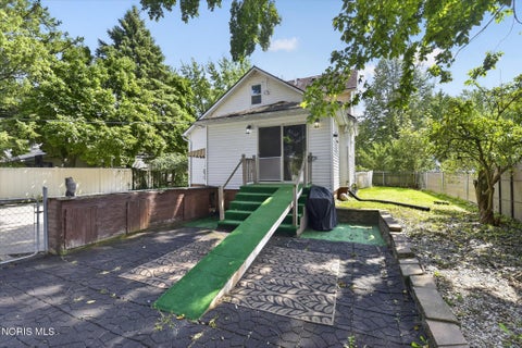 Tiny photo for 430 W Elm Street, Wauseon, OH 43567 (MLS # 10012571)