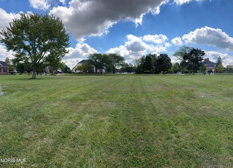Photo of 3232 Riverwood Court #89, Perrysburg, OH 43551 (MLS # 10013358)
