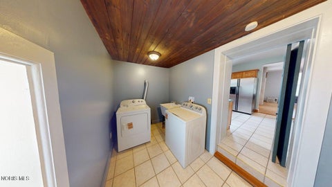 Tiny photo for 846 Park Street, Findlay, OH 45840 (MLS # 10012308)