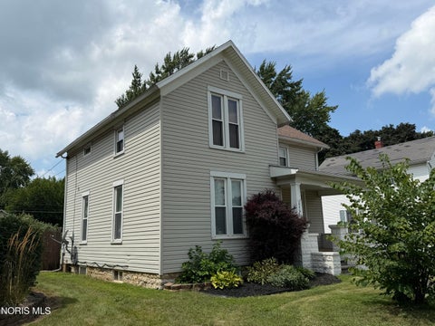 Tiny photo for 846 Park Street, Findlay, OH 45840 (MLS # 10012308)