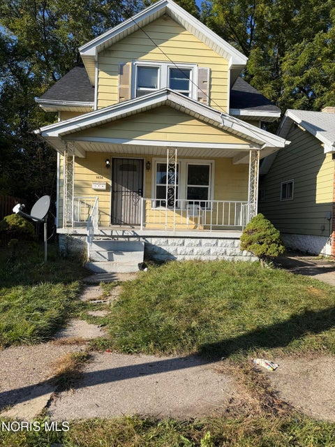 Photo of 1656 Shady Drive, Toledo, OH 43612 (MLS # 10014276)