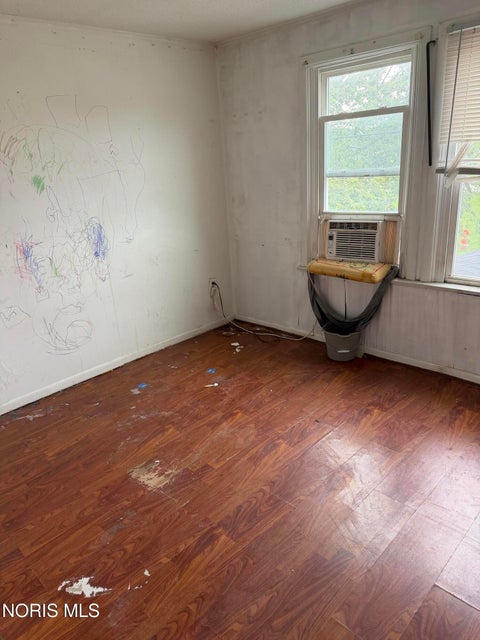 Tiny photo for 1656 Shady Drive, Toledo, OH 43612 (MLS # 10014276)