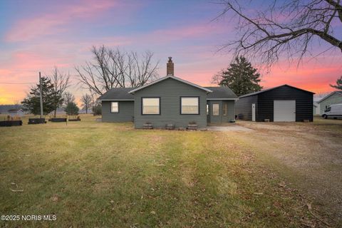Photo of 17700 Moulton-ft Amanda Road, Wapakoneta, OH 45895 (MLS # 10002636)