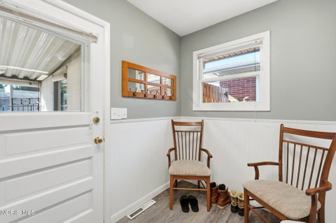 Tiny photo for 1037 Rosedale Street, Maumee, OH 43537 (MLS # 10014311)