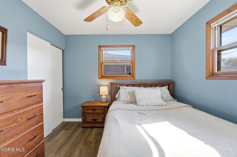 Tiny photo for 1037 Rosedale Street, Maumee, OH 43537 (MLS # 10014311)