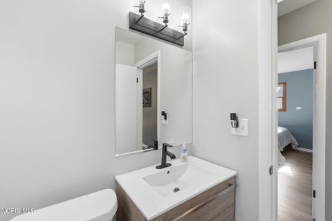 Tiny photo for 1037 Rosedale Street, Maumee, OH 43537 (MLS # 10014311)