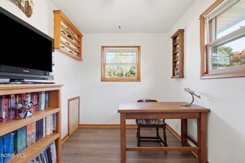Tiny photo for 1037 Rosedale Street, Maumee, OH 43537 (MLS # 10014311)