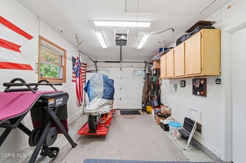 Tiny photo for 1037 Rosedale Street, Maumee, OH 43537 (MLS # 10014311)