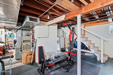 Tiny photo for 1931 Mansfield Road, Toledo, OH 43613 (MLS # 10012557)