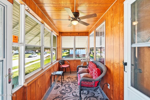 Tiny photo for 1931 Mansfield Road, Toledo, OH 43613 (MLS # 10012557)